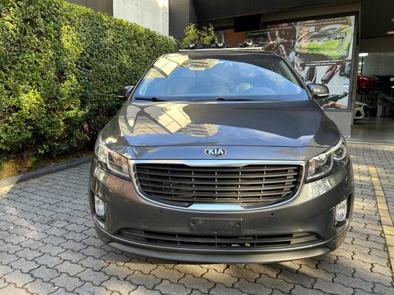 KIA CARNIVAL 3.3 EX V6 24V GASOLINA 4P AUTOMATICO KIA CARNIVAL 3.3 EX V6 24V GASOLINA 4P AUTOMATICO